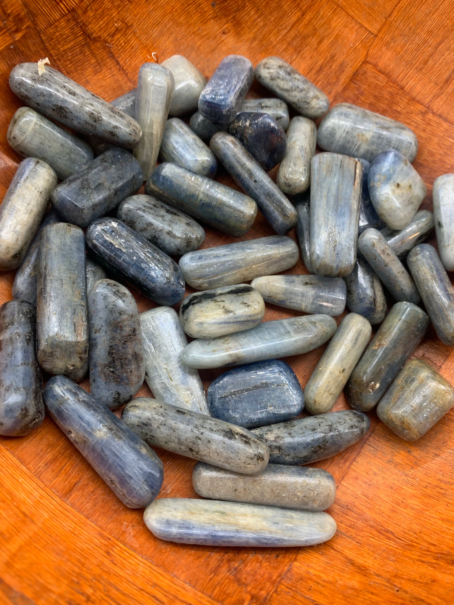 Blue kyanite