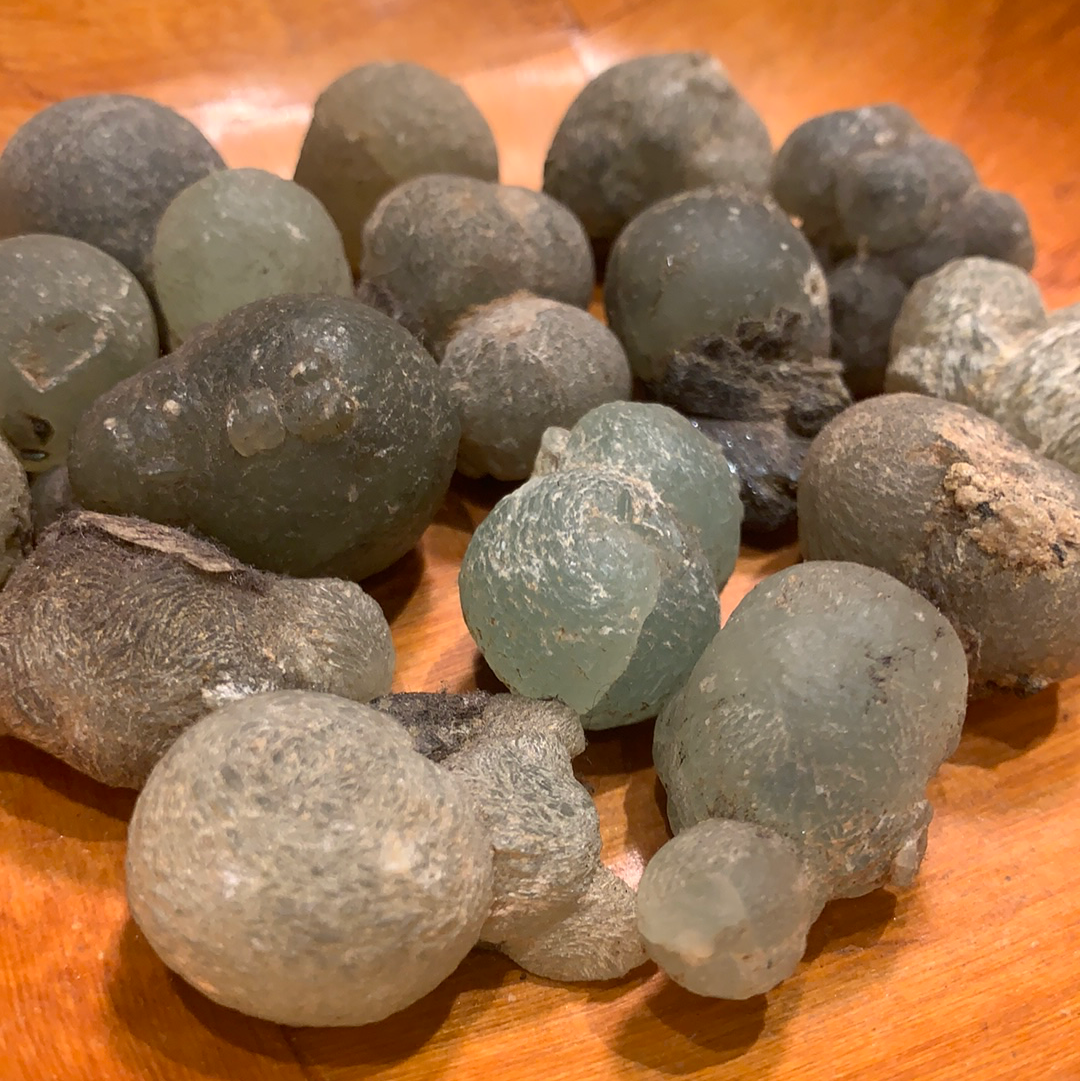 Raw Prehnite
