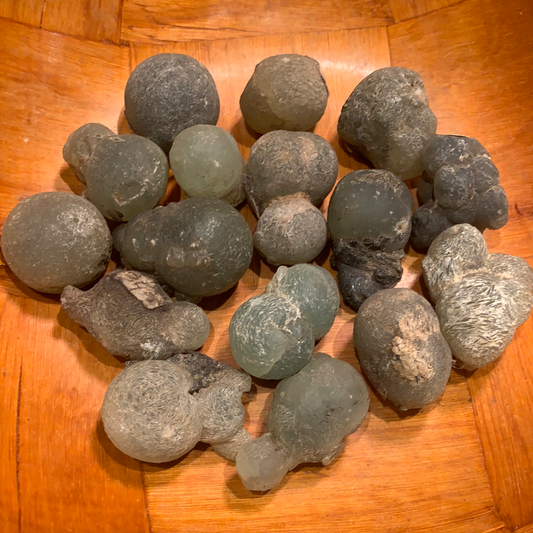 Raw Prehnite
