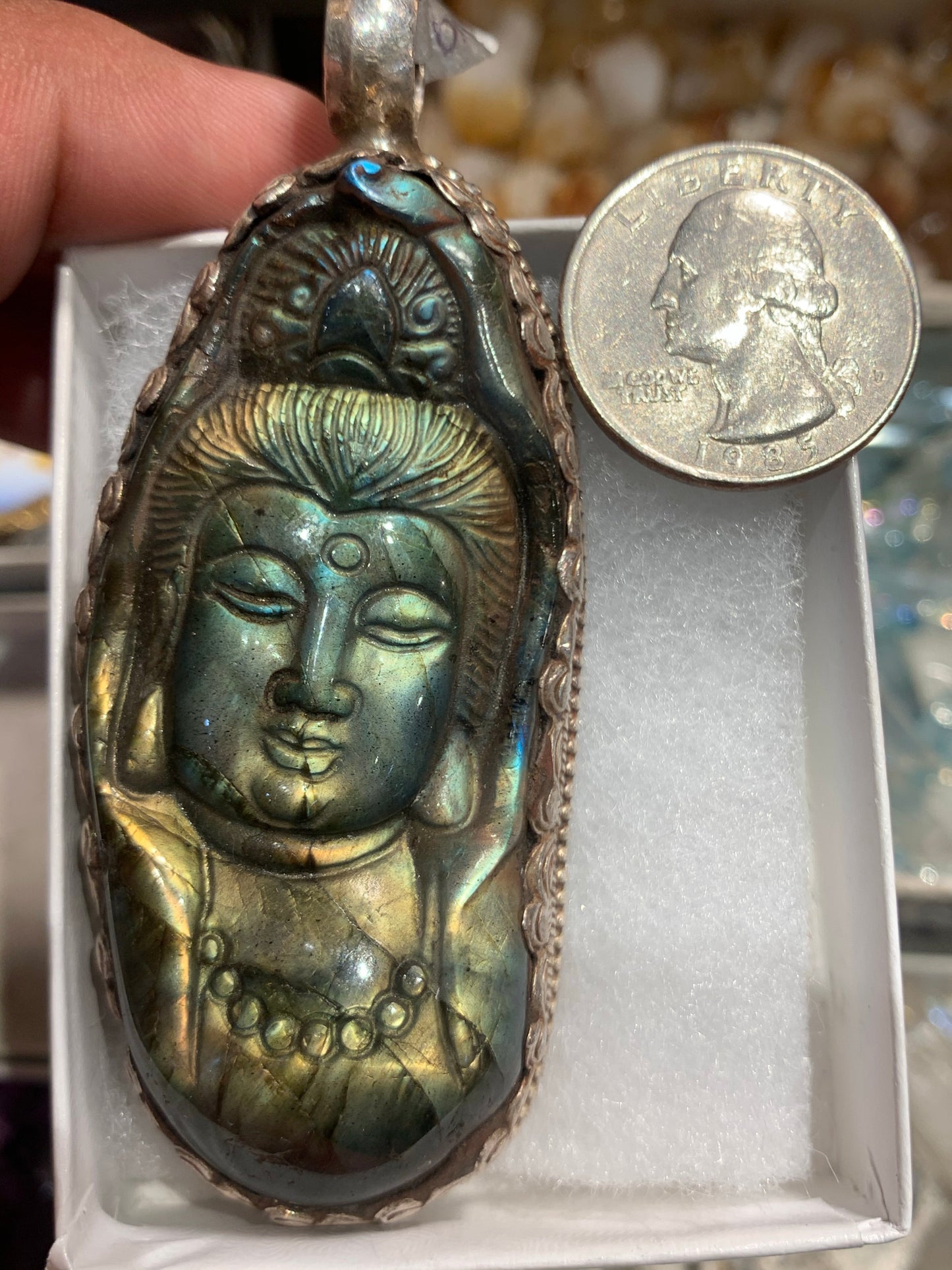 Quan-Yin Labradorite Pendant
