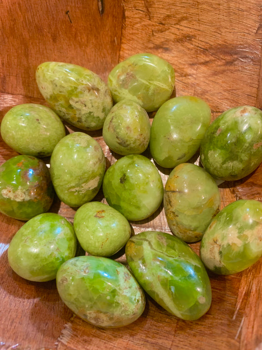 Green opal